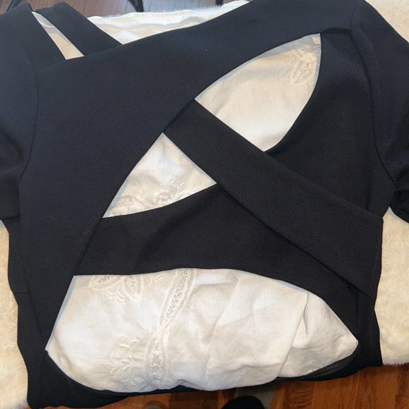 Bailey44 Ponte short sleeve criss cross back black large - Picture 11 of 12